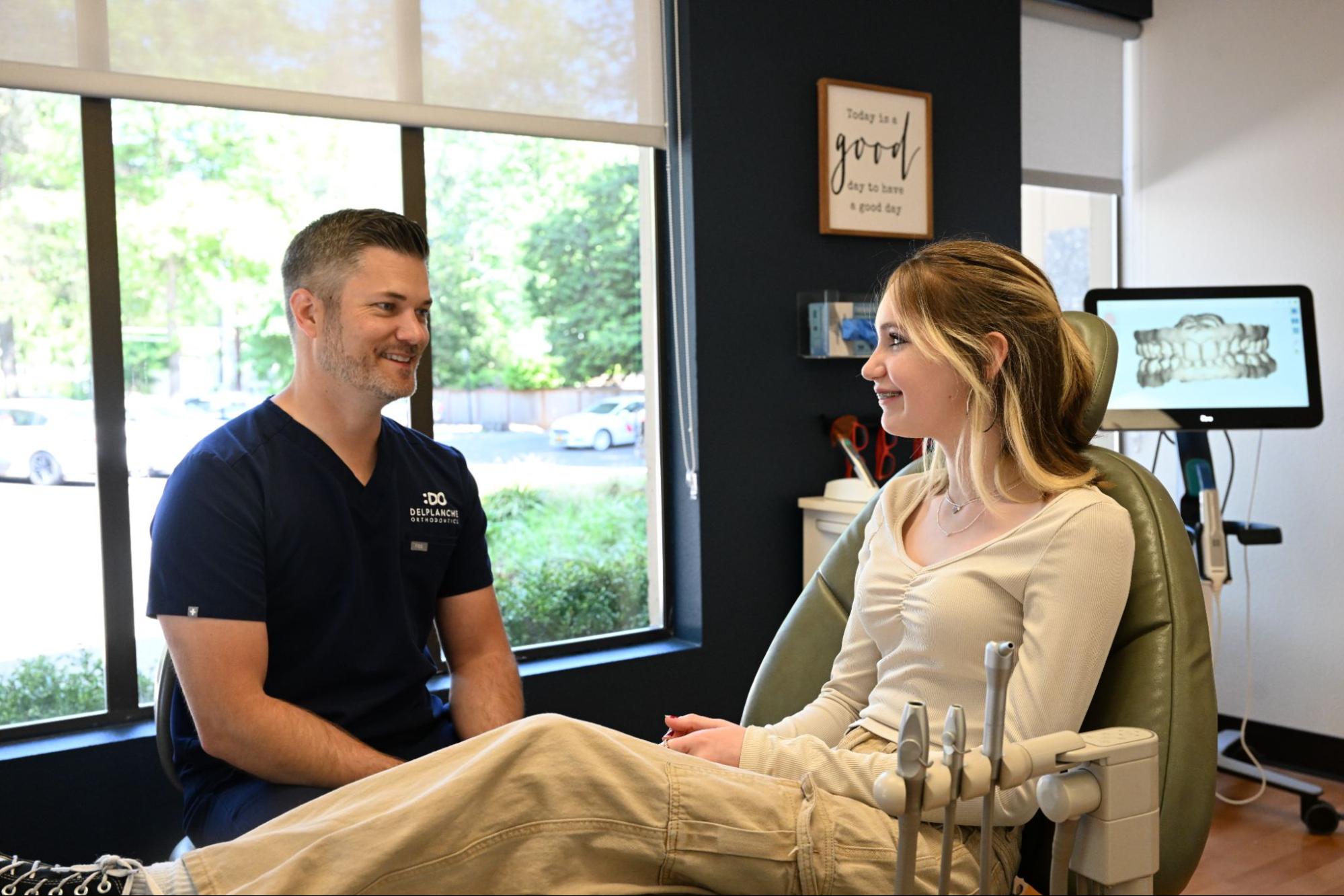 When to Book Your First Orthodontic Appointment